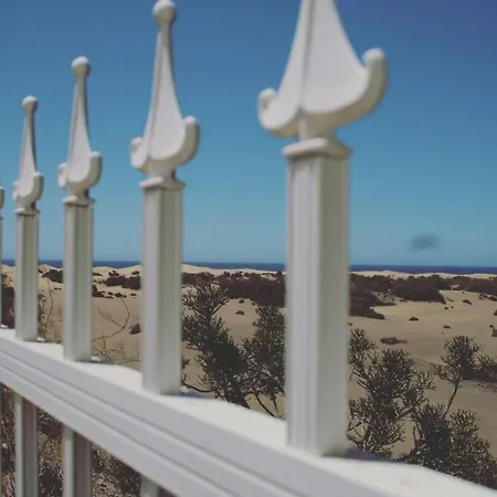 Beatriz بلايا ديل إنغلز